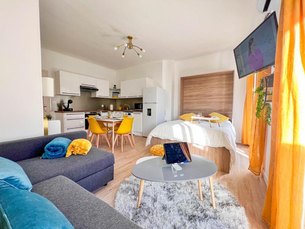 Appartement Vue Mer Parking Prive Place Med Canet-en-Roussillon Exterior photo