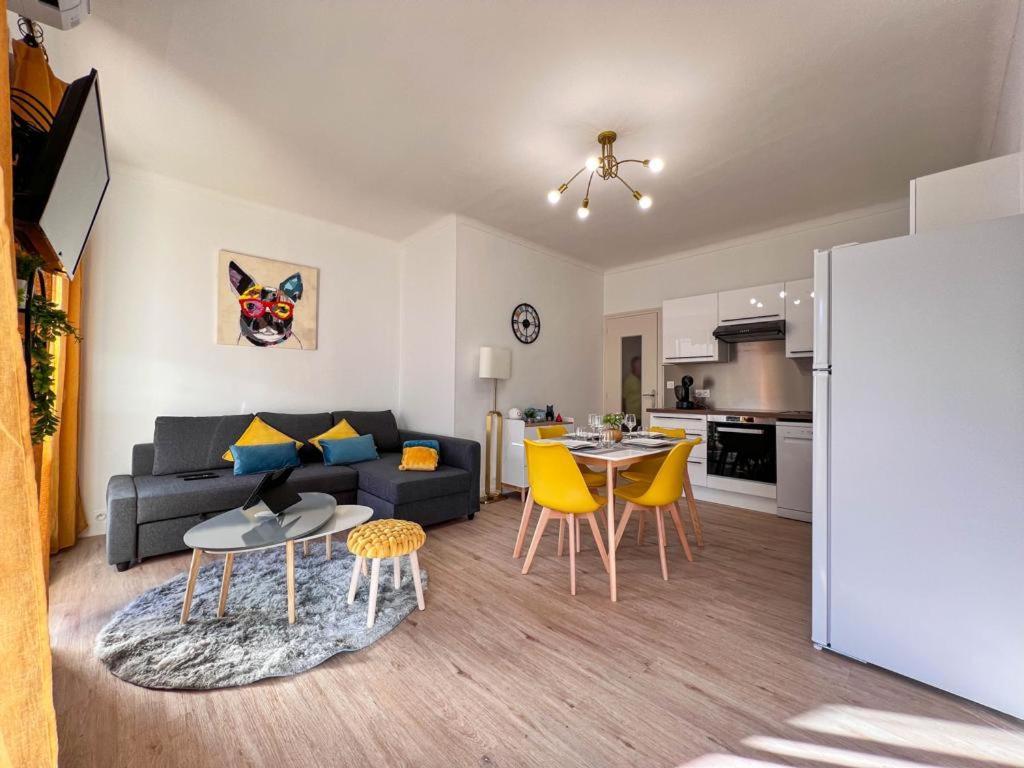 Appartement Vue Mer Parking Prive Place Med Canet-en-Roussillon Exterior photo