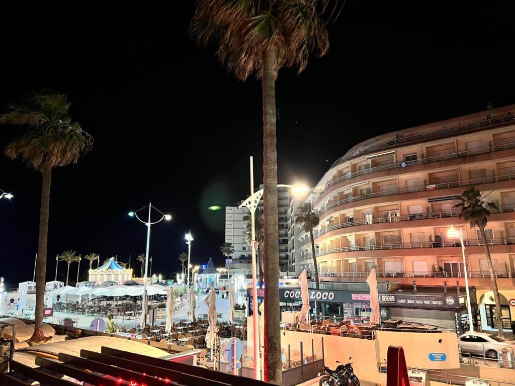Appartement Vue Mer Parking Prive Place Med Canet-en-Roussillon Exterior photo
